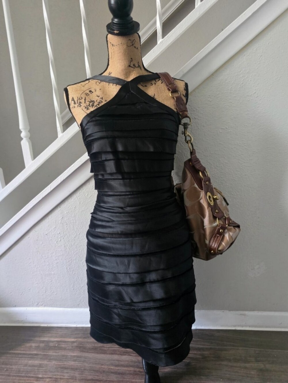 Bcbg Maxazria Black ruched bodycon dress Size 0
